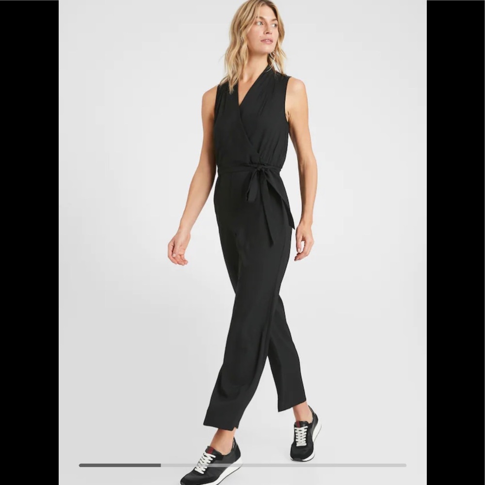 Banana Republic Wide Leg Black Jumpsuit 14 NWT
